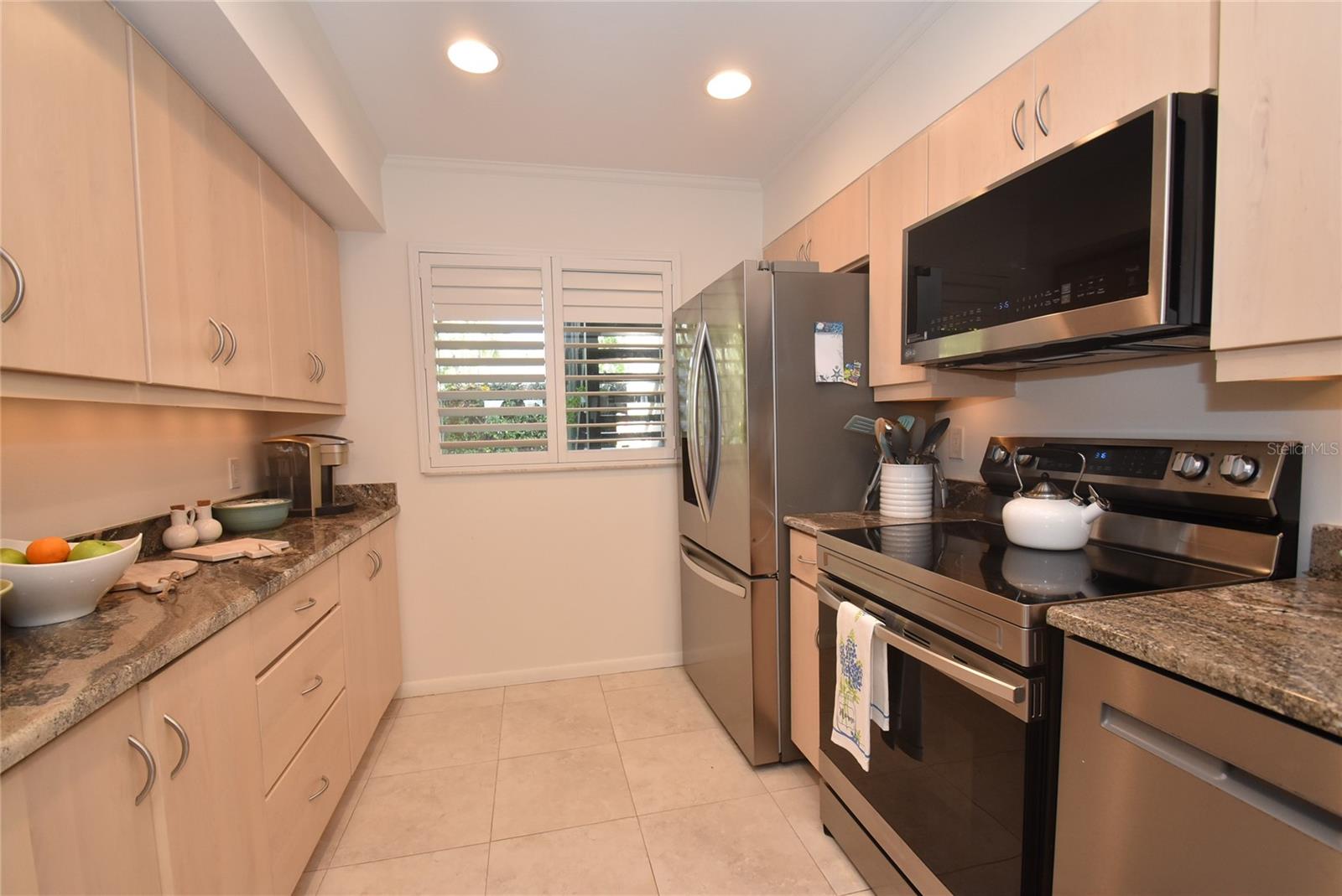 1510 PELICAN POINT DR #BA168 — photo 2
