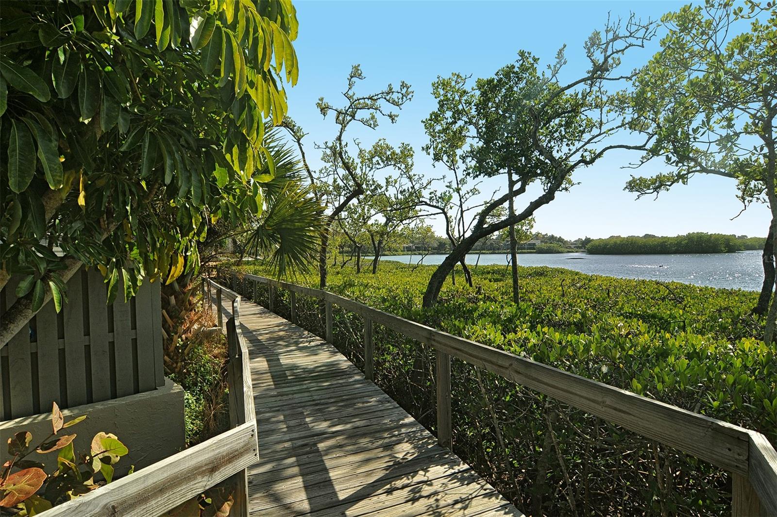 1510 PELICAN POINT DR #BA168 — photo 24
