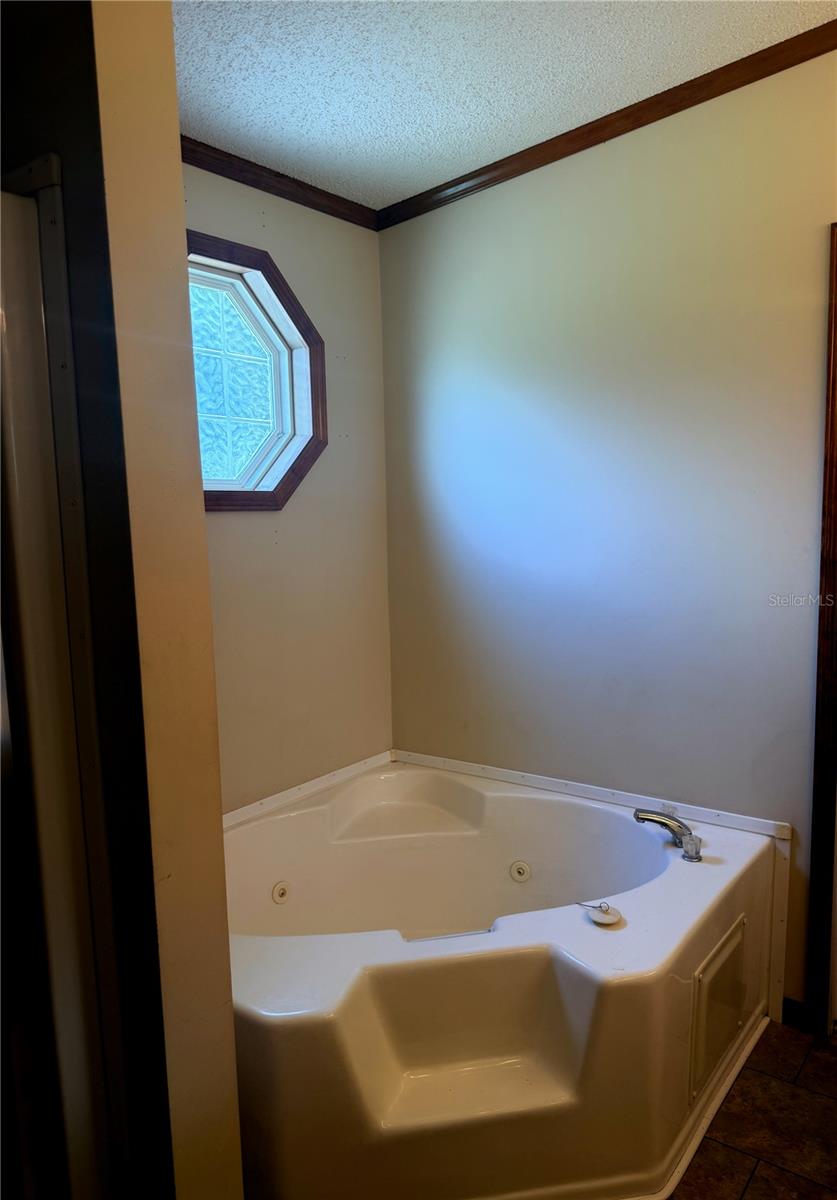 17011 ALDERMAN TURNER RD — photo 28