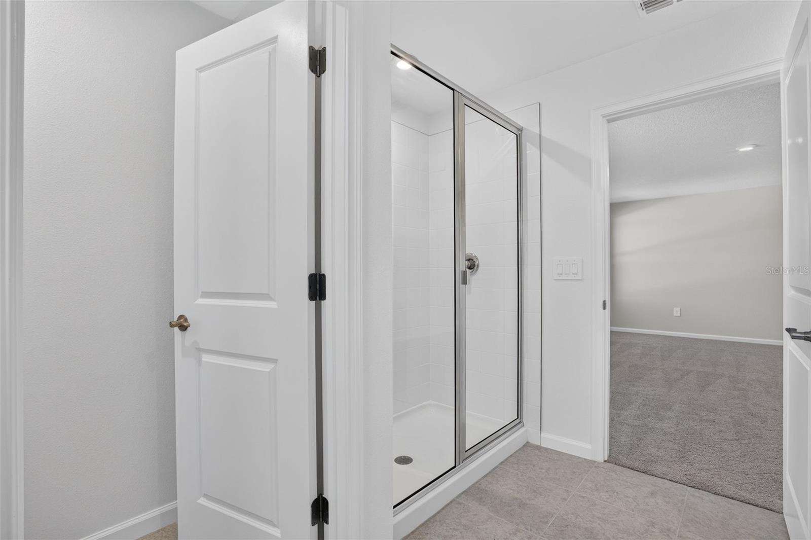 5628 SKYLIGHT WAY — photo 26