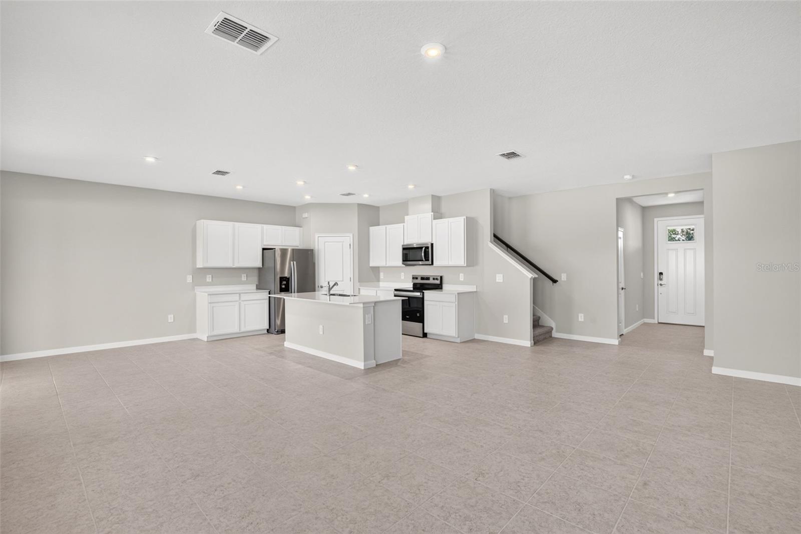 5628 SKYLIGHT WAY — photo 14
