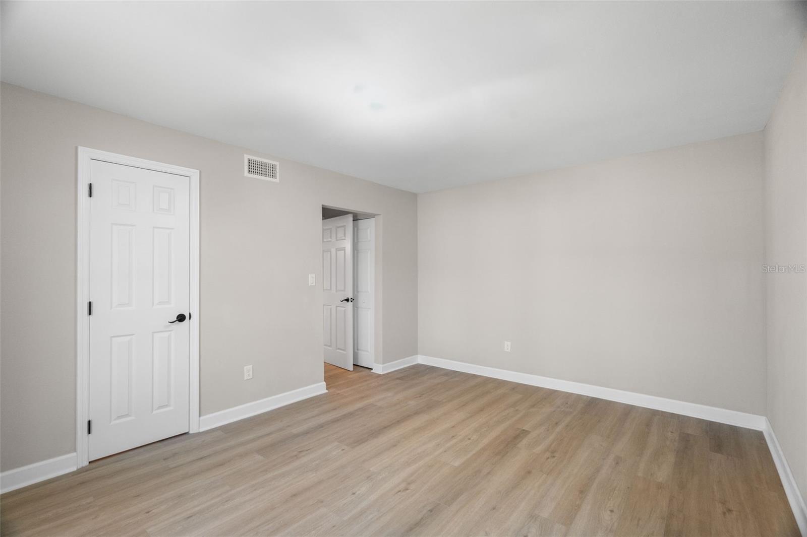 505 PLAZA SEVILLE CT #11 — photo 17