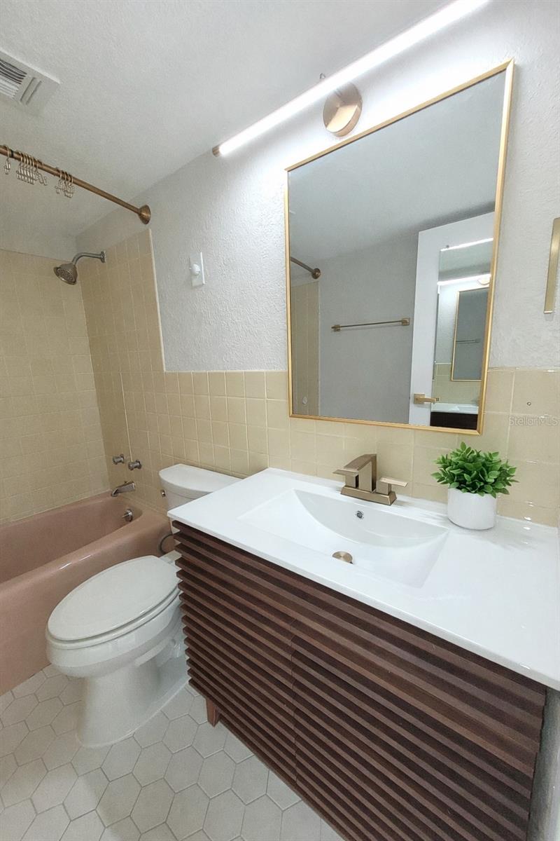10355 PARADISE BLVD #608 — photo 38