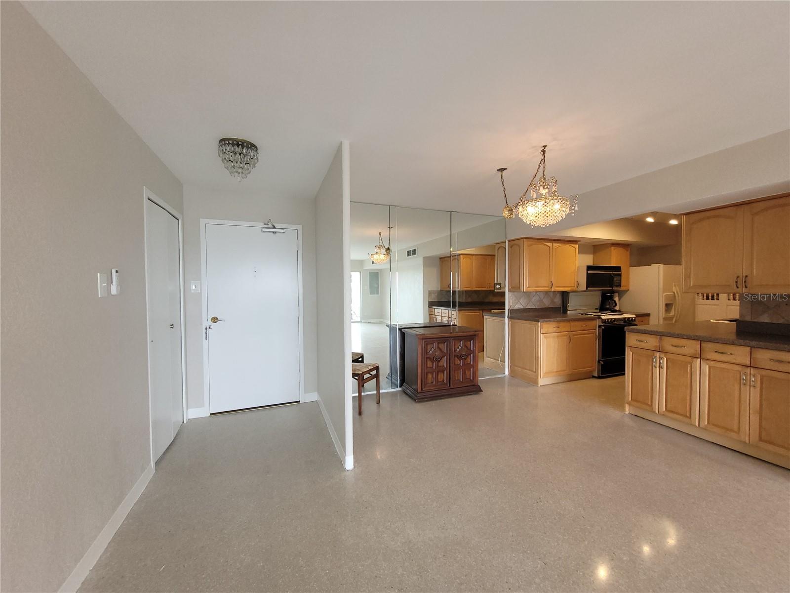 10355 PARADISE BLVD #608 — photo 31