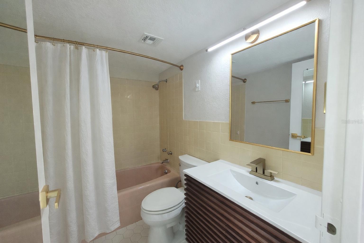 10355 PARADISE BLVD #608 — photo 37