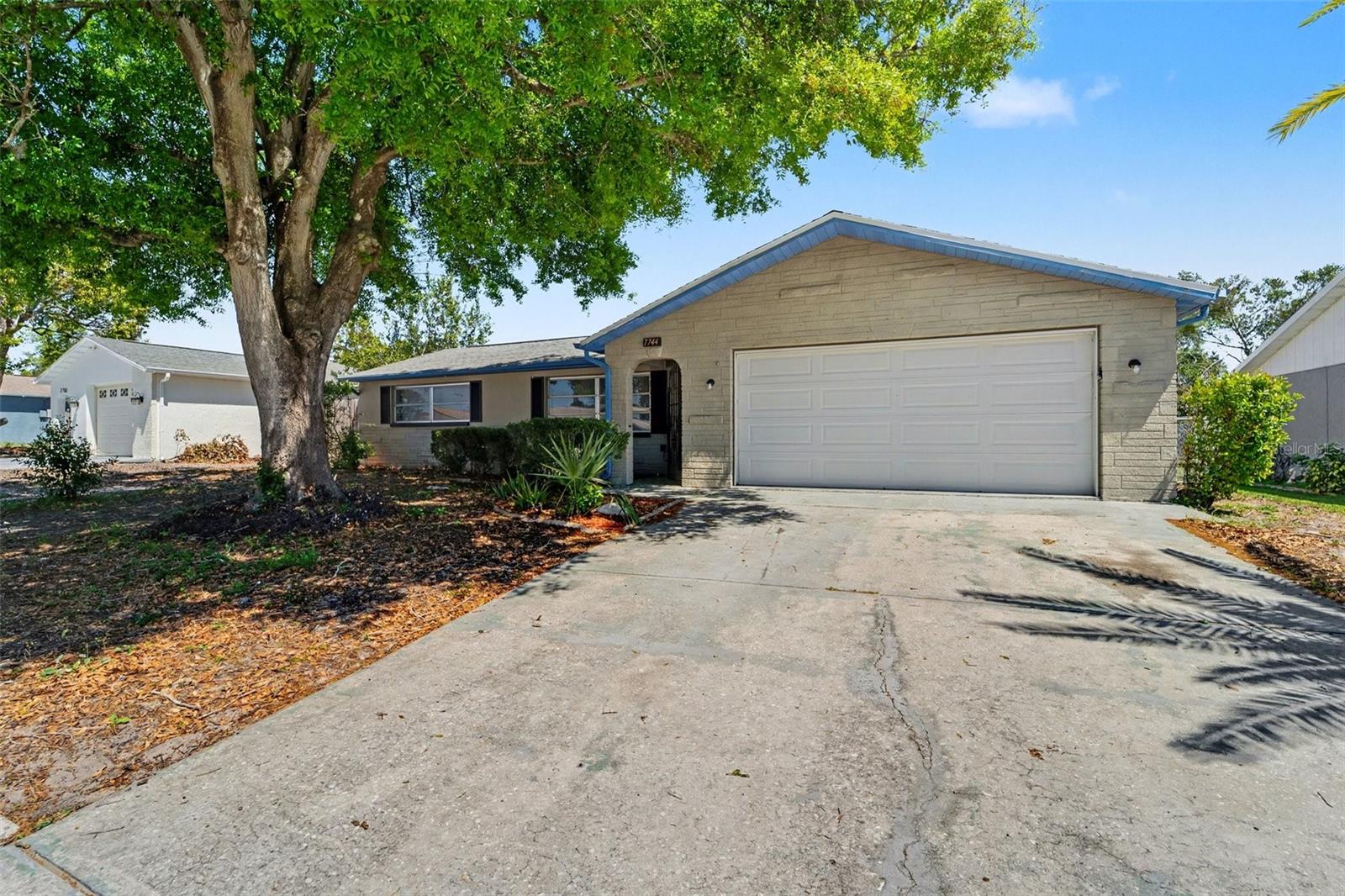 7744 WATERFORD ST — photo 4