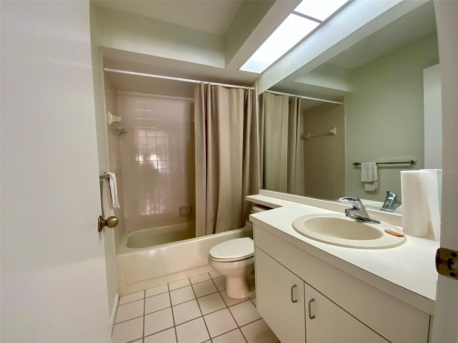 4310 MURFIELD DR E — photo 18