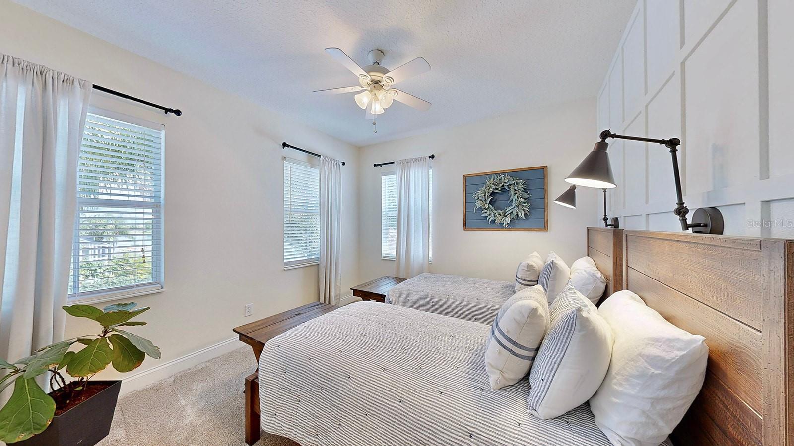 310 MANNS HARBOR DR — photo 38