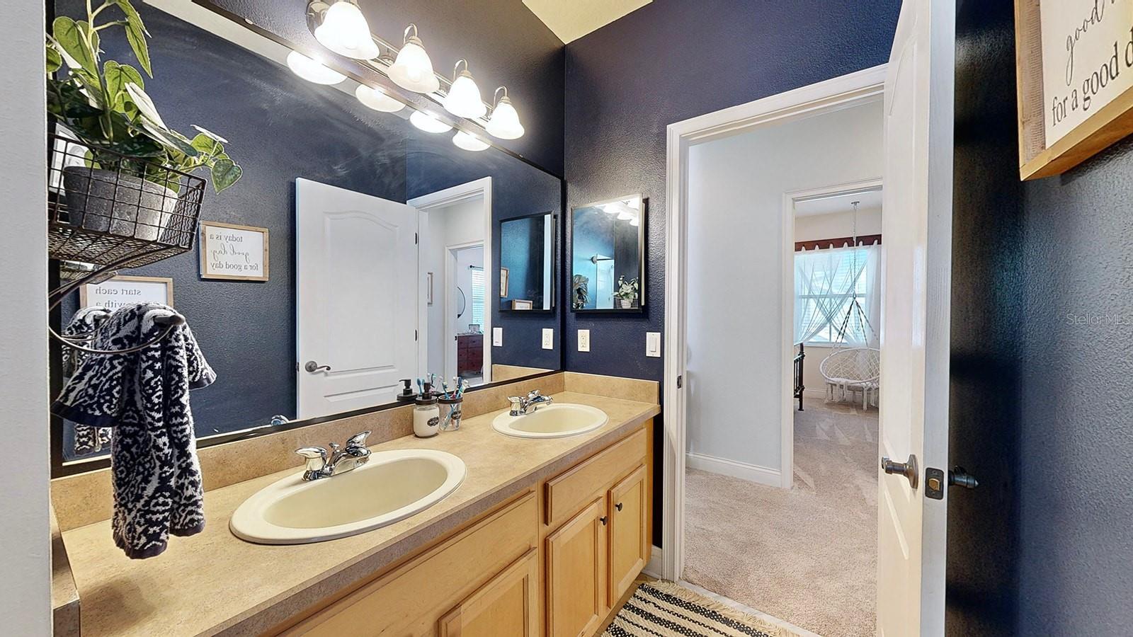 310 MANNS HARBOR DR — photo 46