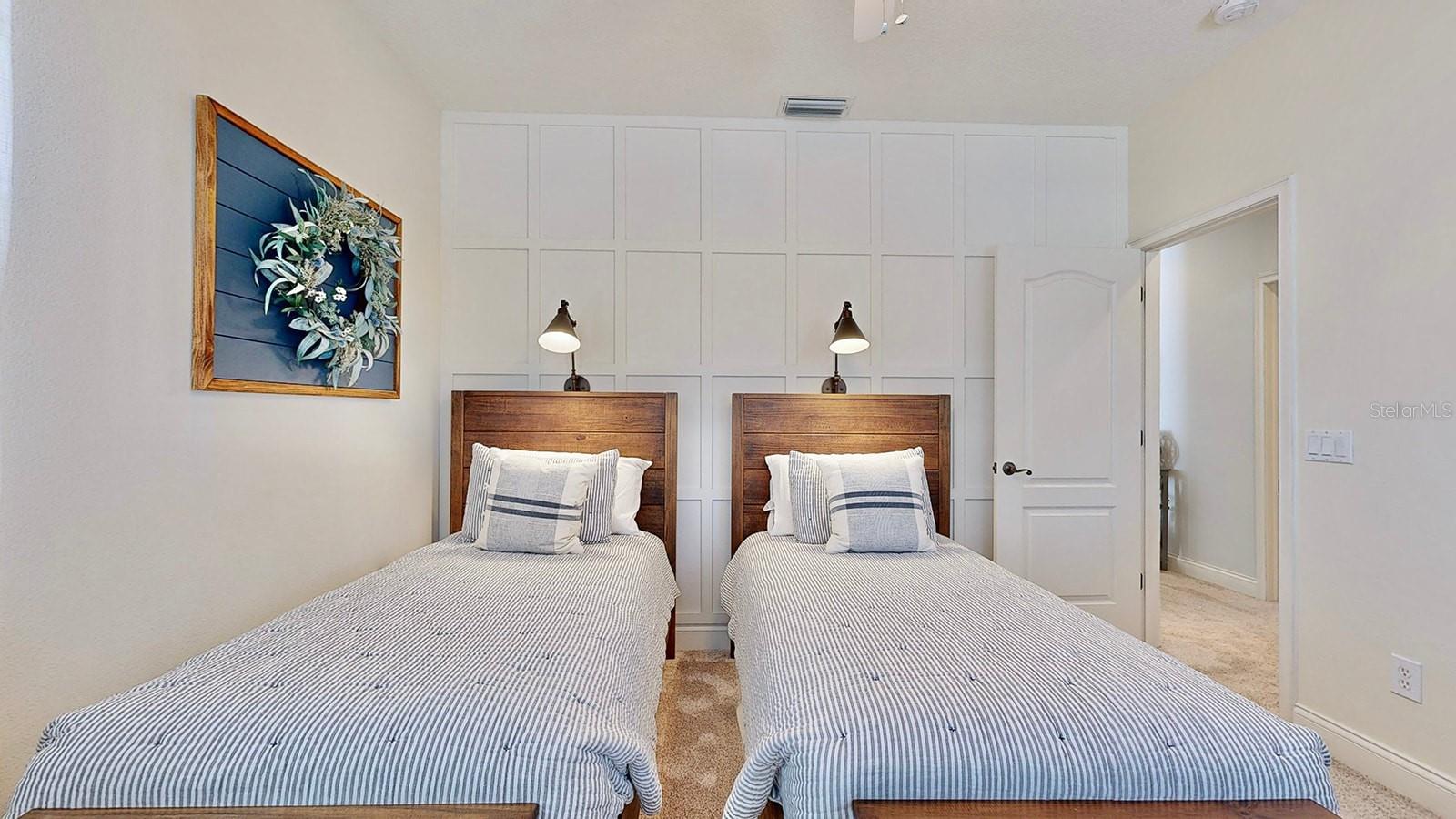 310 MANNS HARBOR DR — photo 40