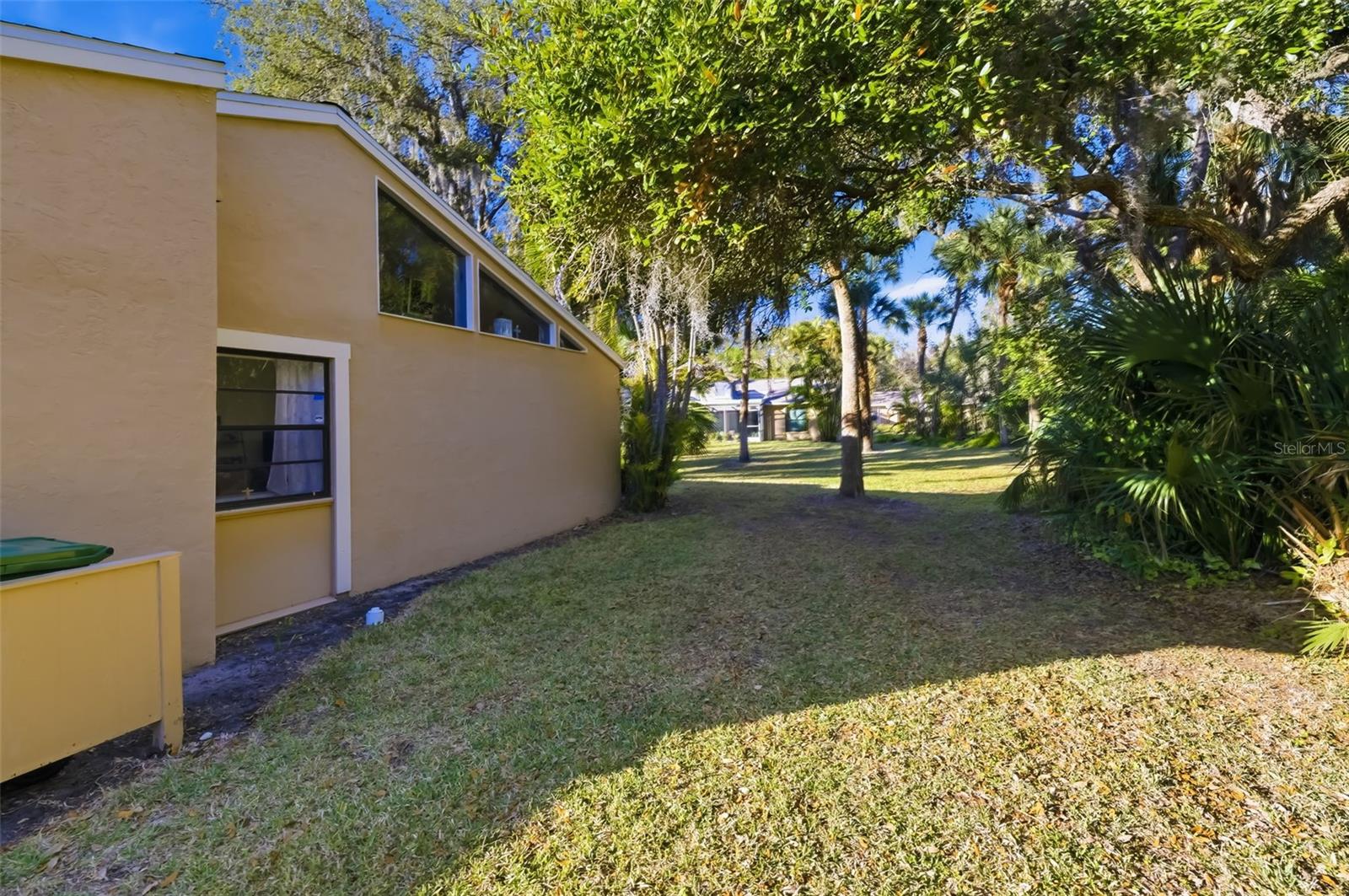 5023 VILLAGE GARDENS DR #29 — photo 33