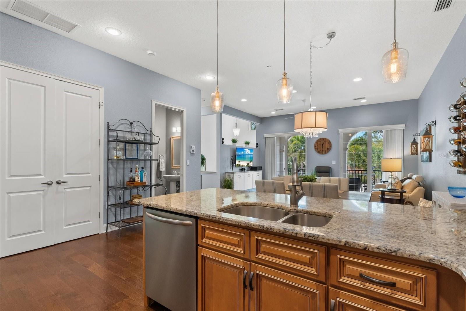 429 NOKOMIS AVE S — photo 15