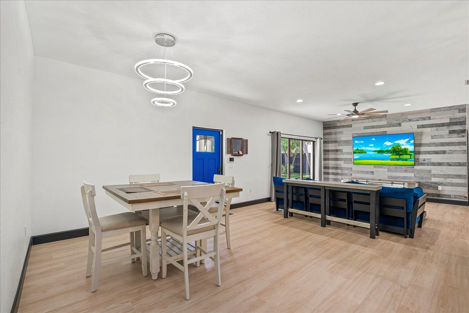 1185 S SHADE AVE — photo 11