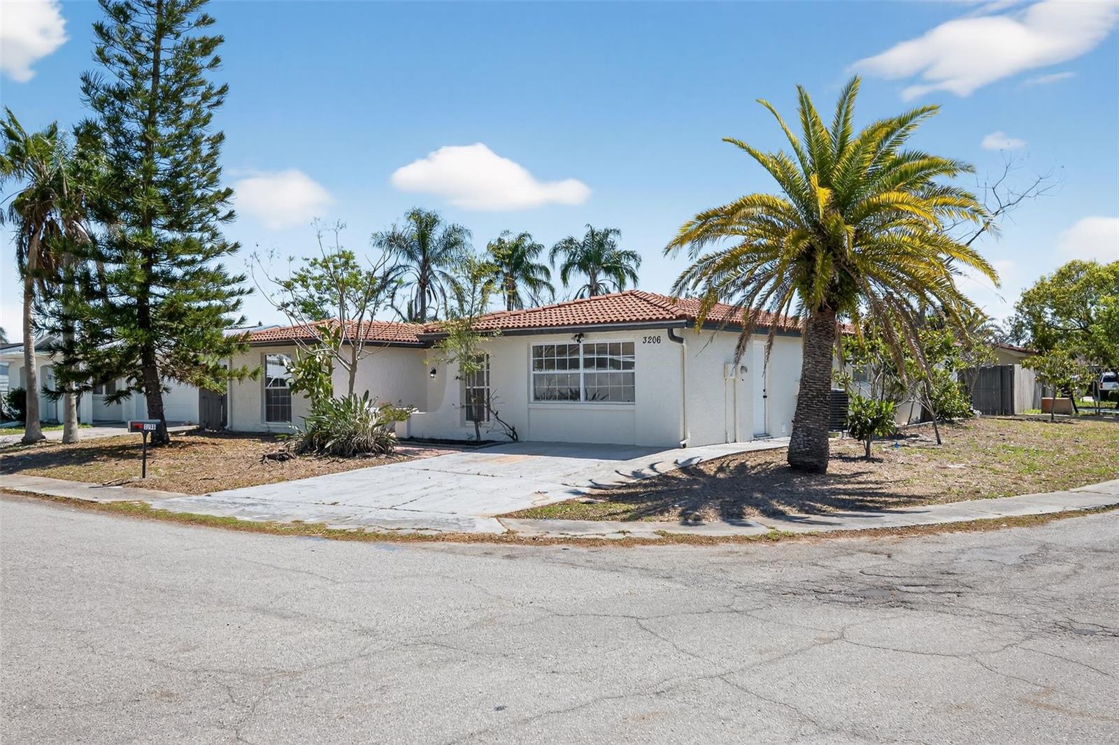3206 PINON DR — photo 36
