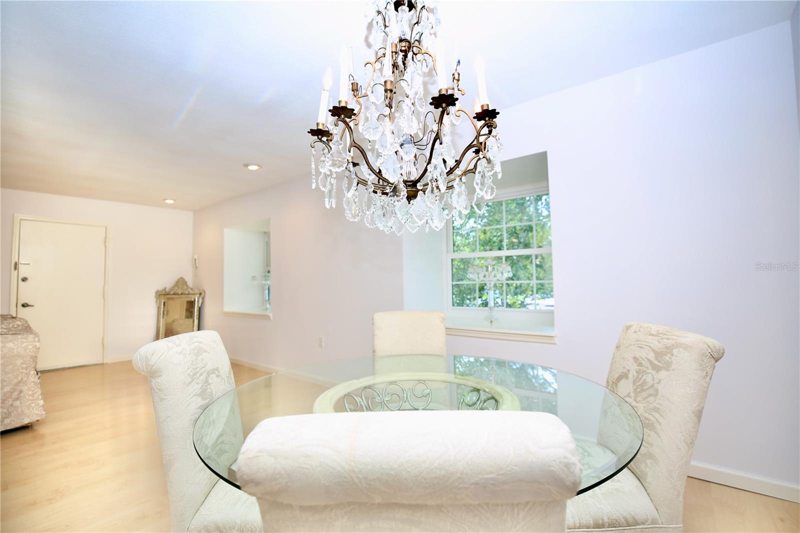 1713 BELLEAIR FOREST DR #C — photo 4