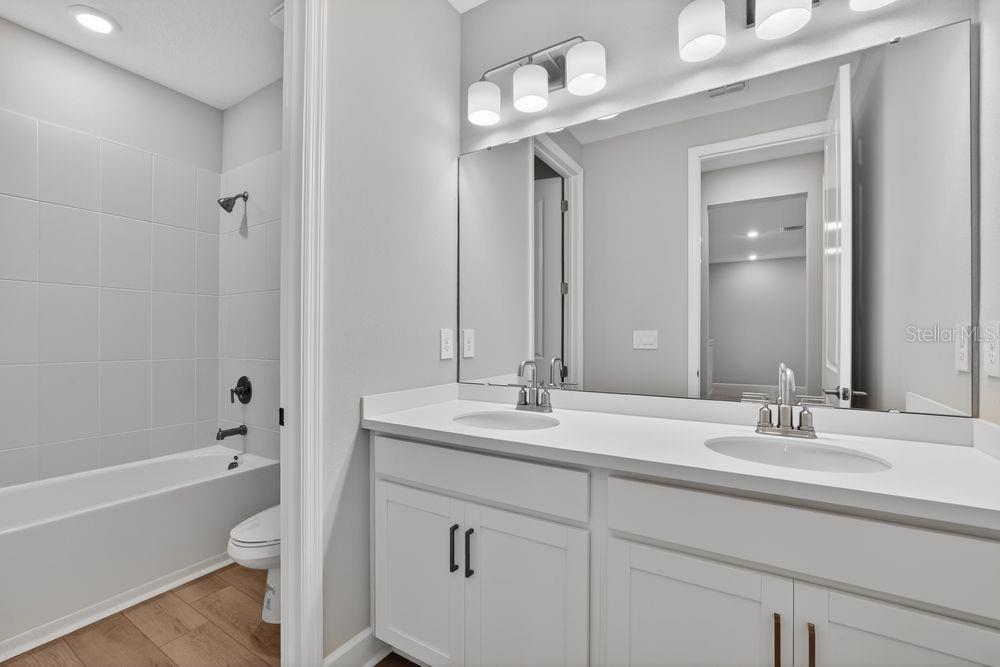 14219 SAWMILL ST — photo 25