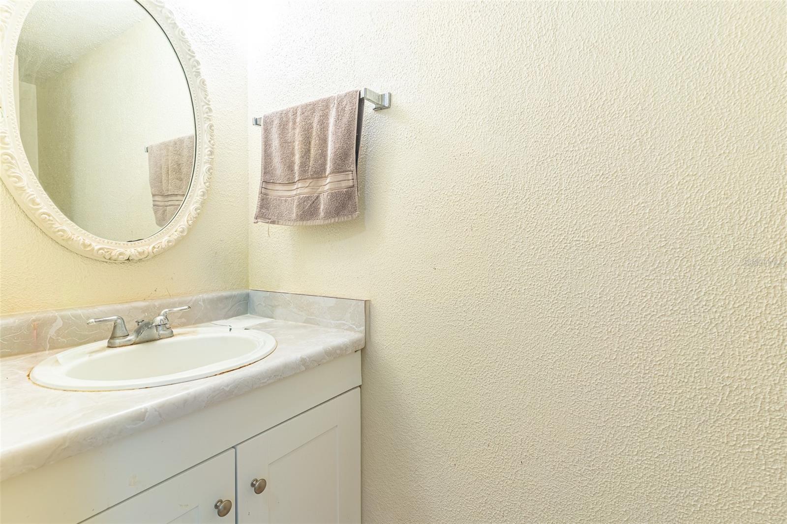 709 RUSSELL LN #222 — photo 9