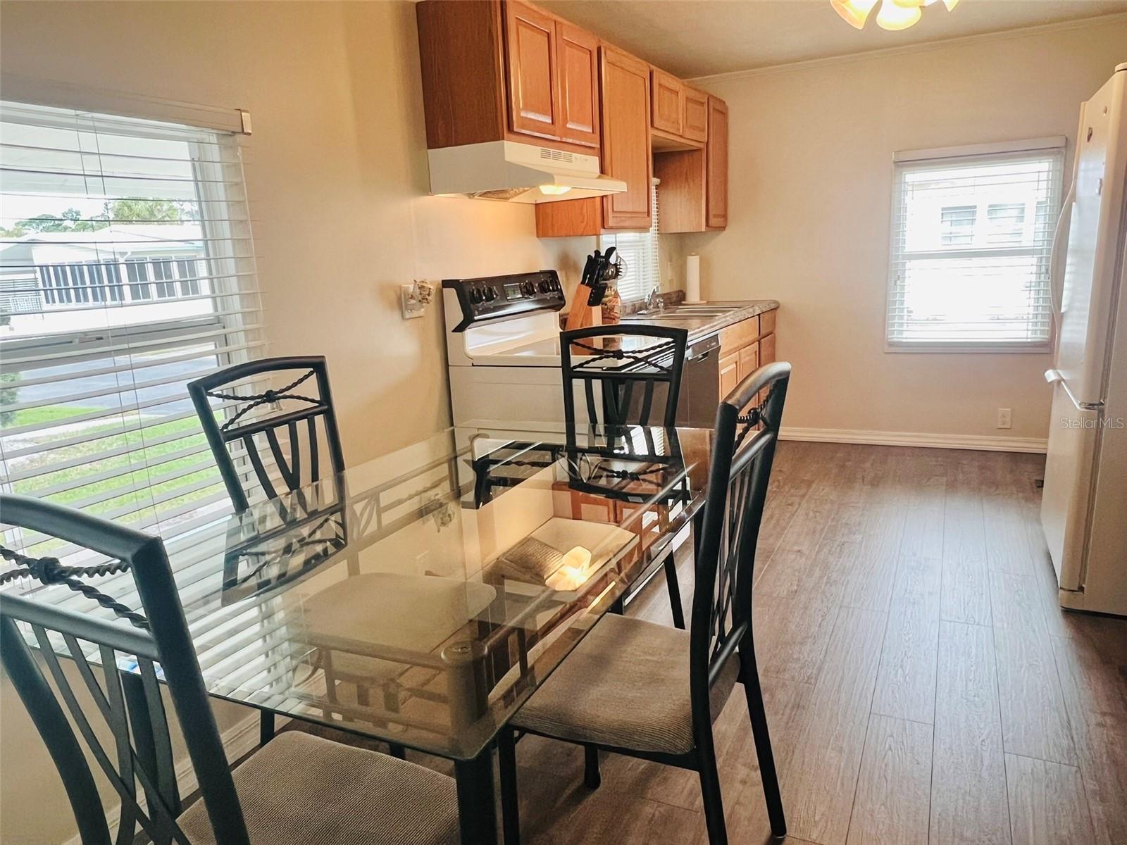 2282 PIAZZA DR #117 — photo 4
