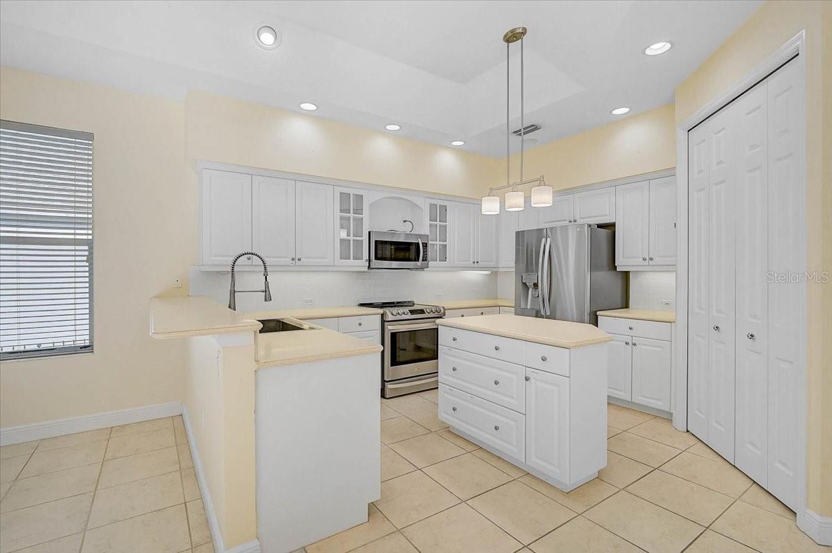 5453 ASHTON MANOR DR — photo 19