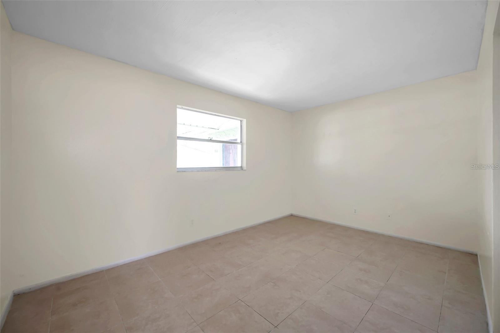 914 LAKE PALMS DR — photo 26