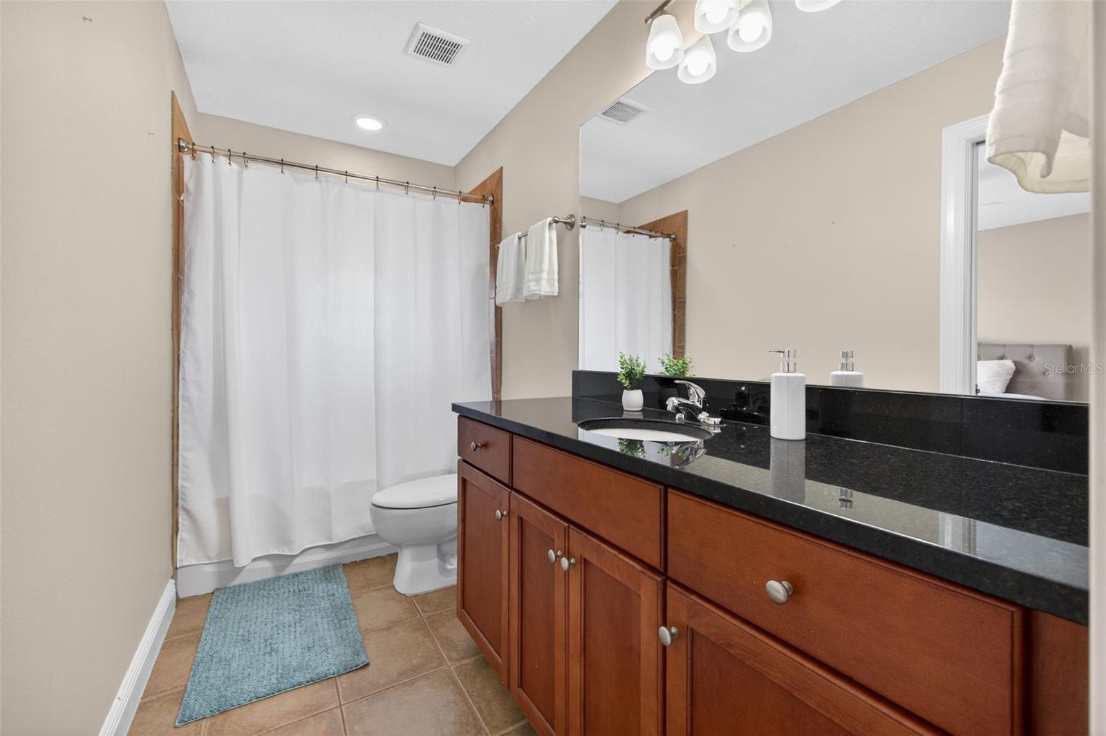 184 VALENCIA CIR — photo 28