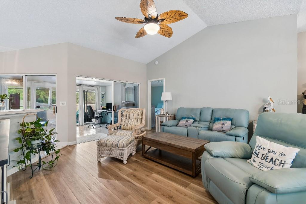 2035 E DEL WEBB BLVD — photo 9