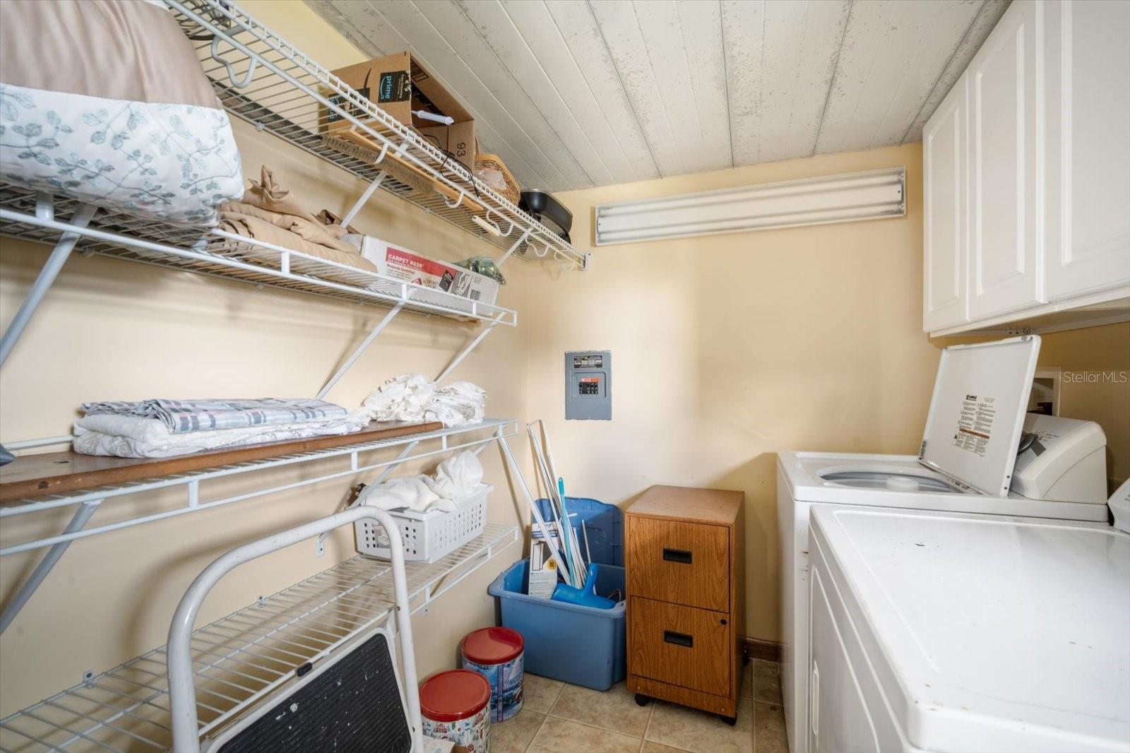 35045 CYNTHIA AVE — photo 16
