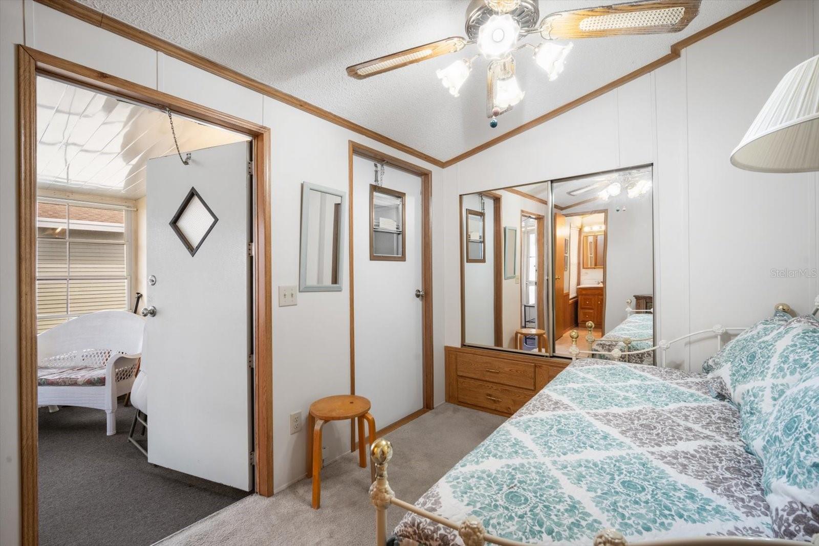 35045 CYNTHIA AVE — photo 14