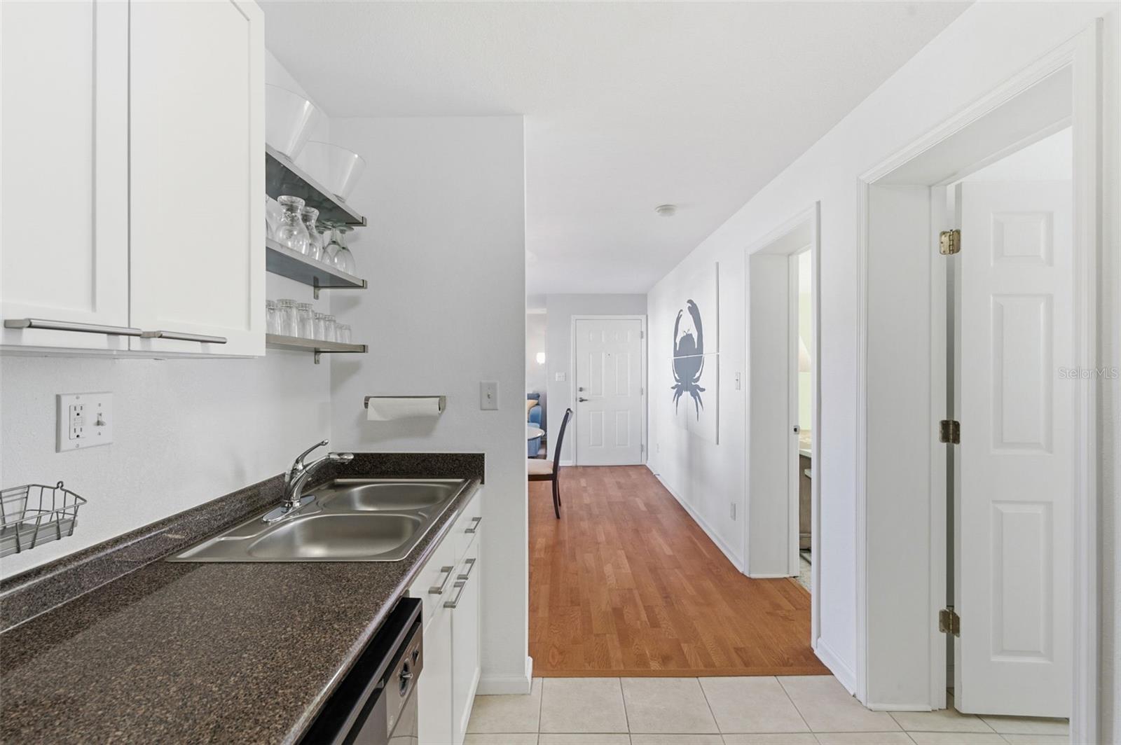 5005 COQUINA KEY DR SE #E — photo 11