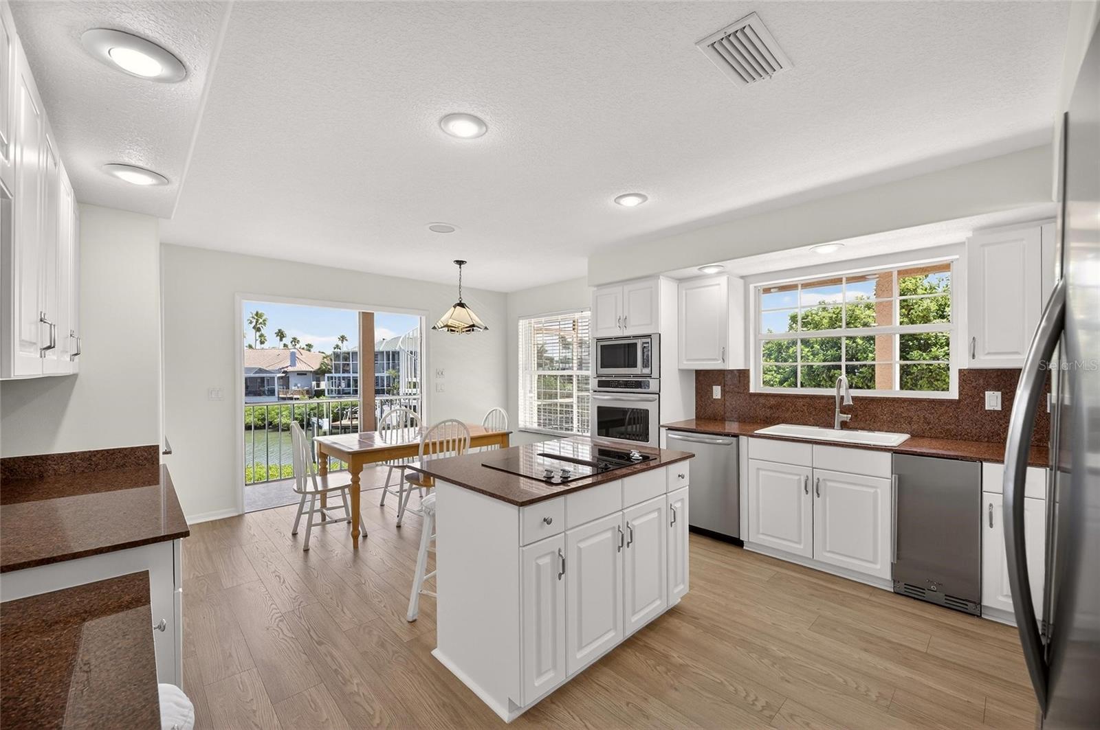 6107 MARBELLA BLVD — photo 21