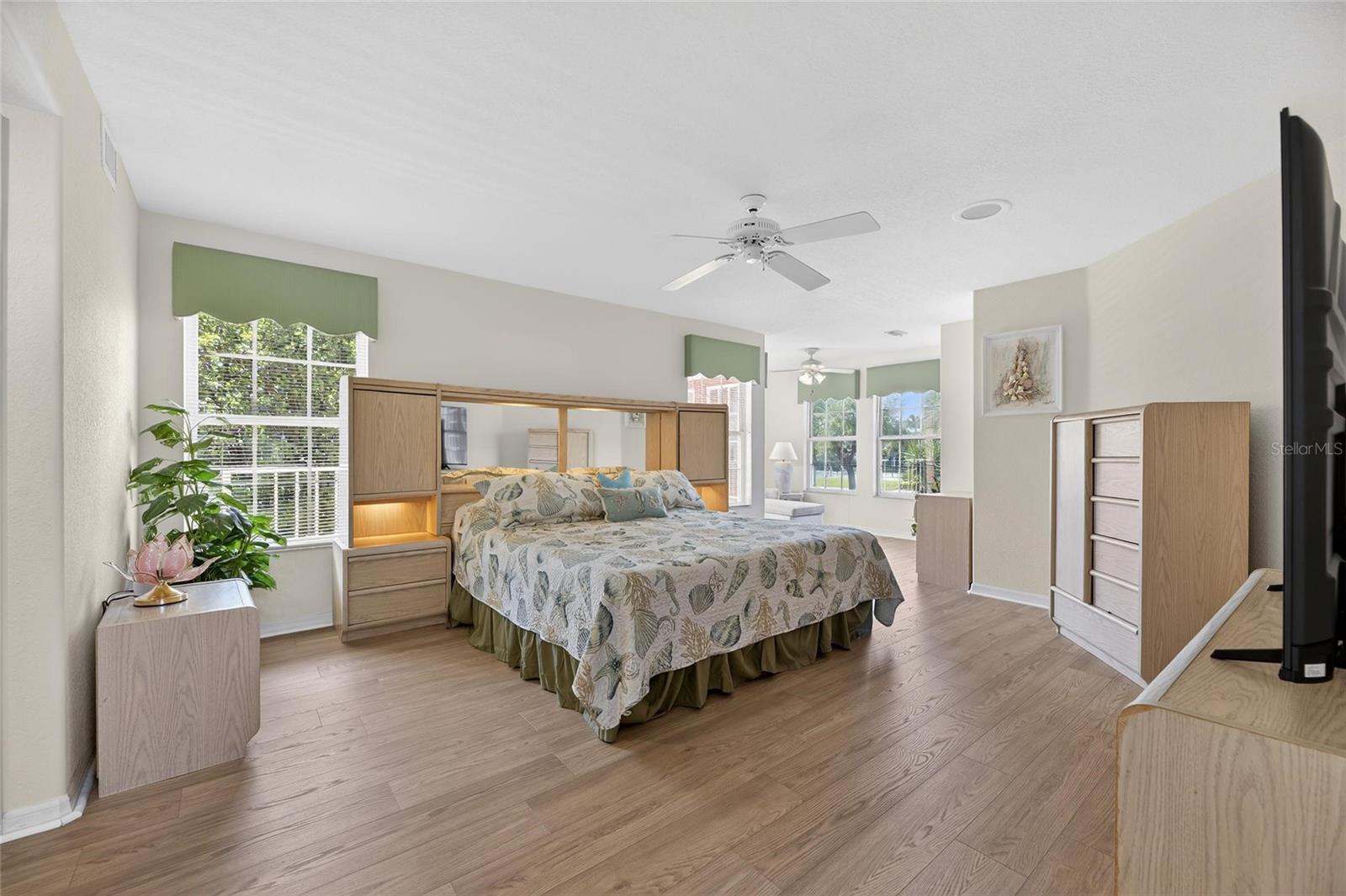 6107 MARBELLA BLVD — photo 35