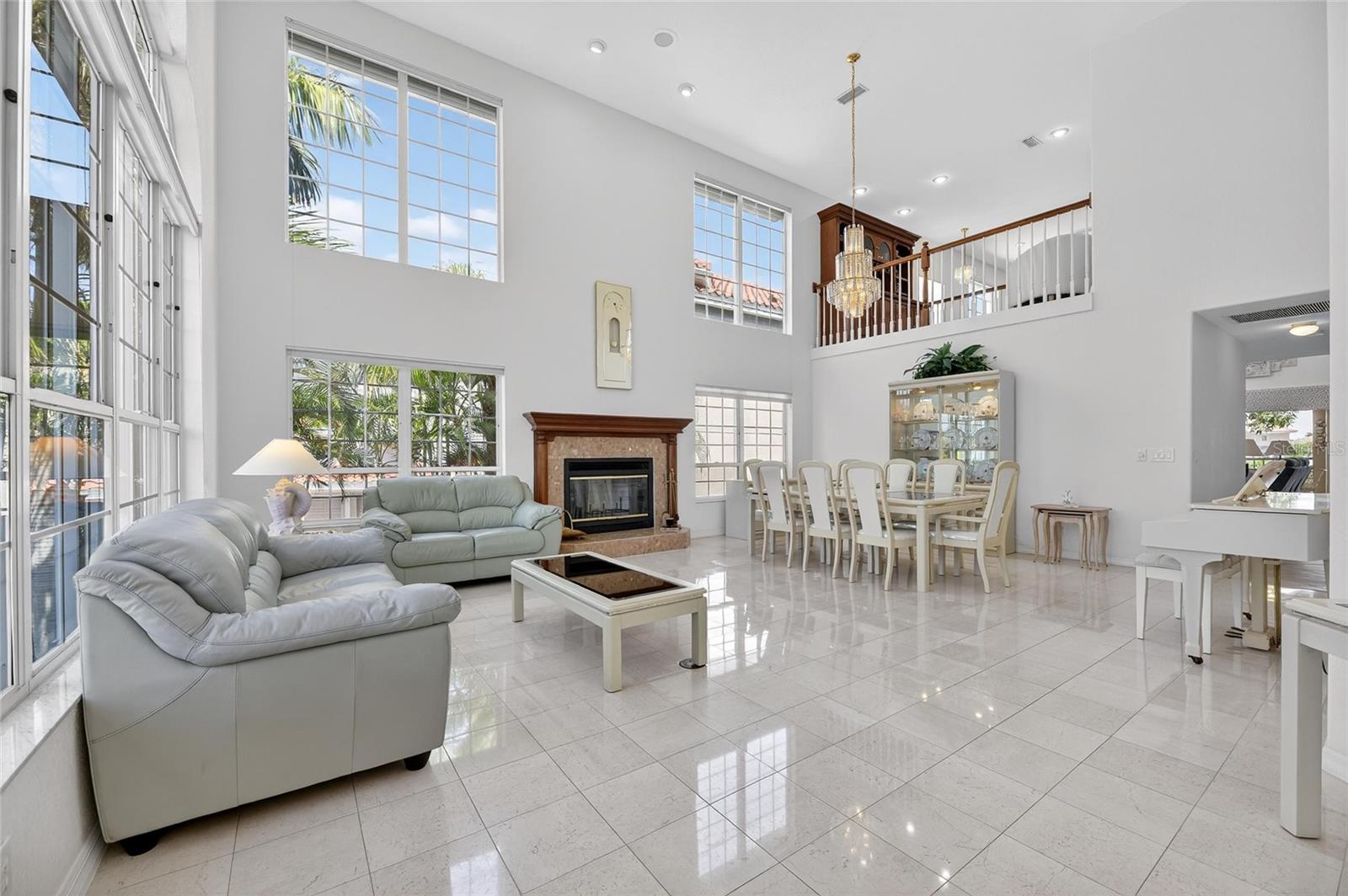6107 MARBELLA BLVD — photo 3