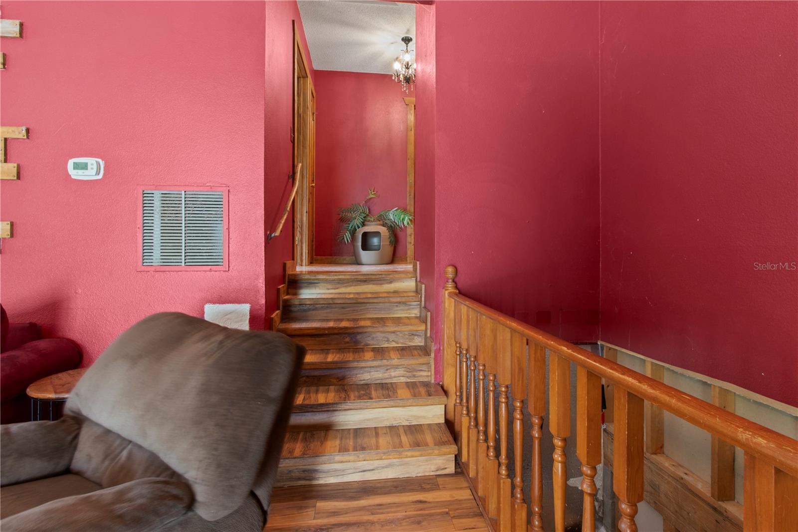 1143 MEYERS RD — photo 18