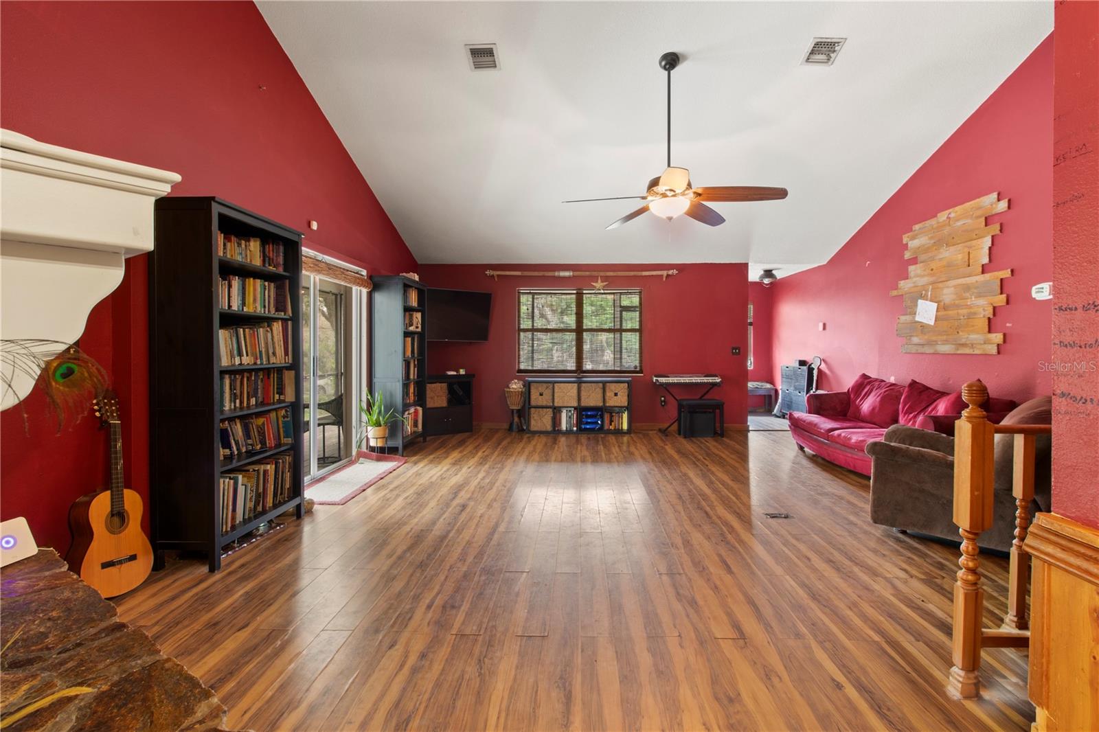 1143 MEYERS RD — photo 6