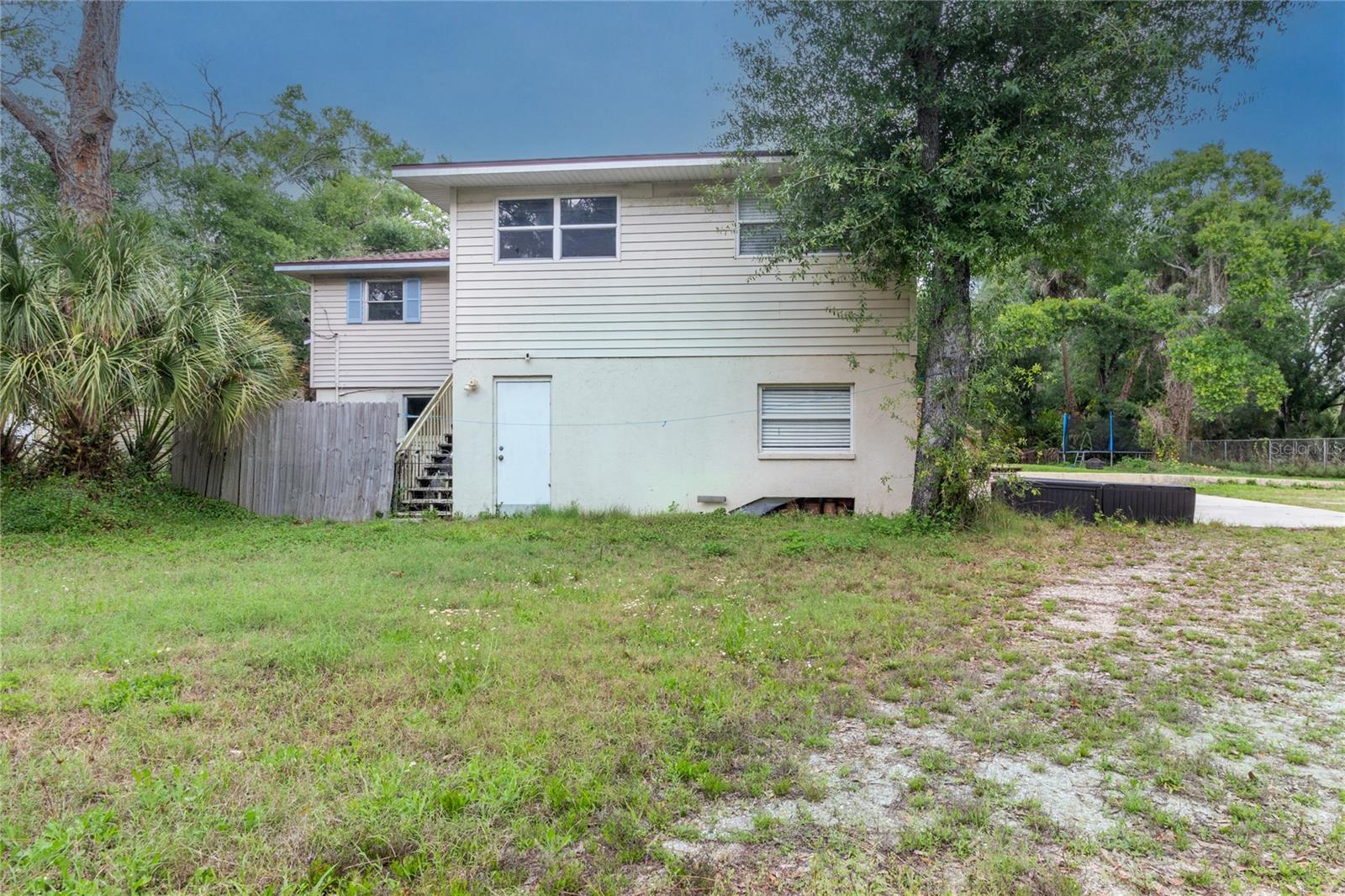 1143 MEYERS RD — photo 43