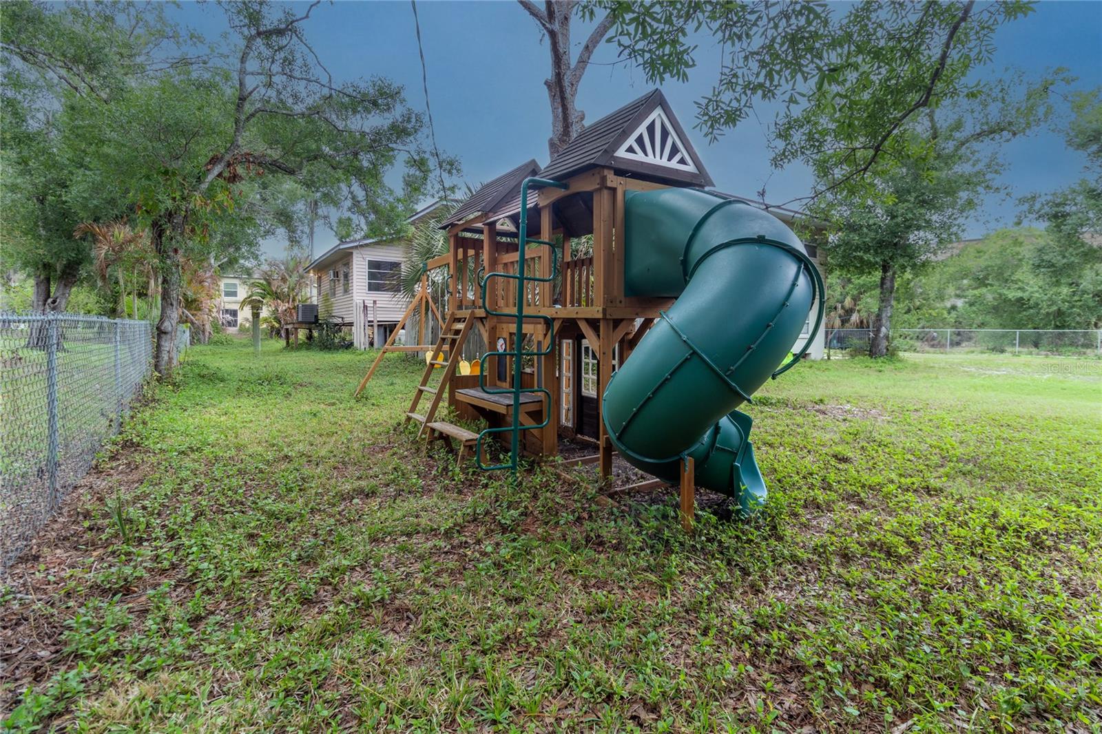 1143 MEYERS RD — photo 46