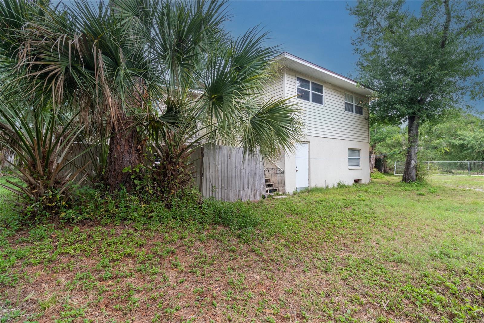 1143 MEYERS RD — photo 44