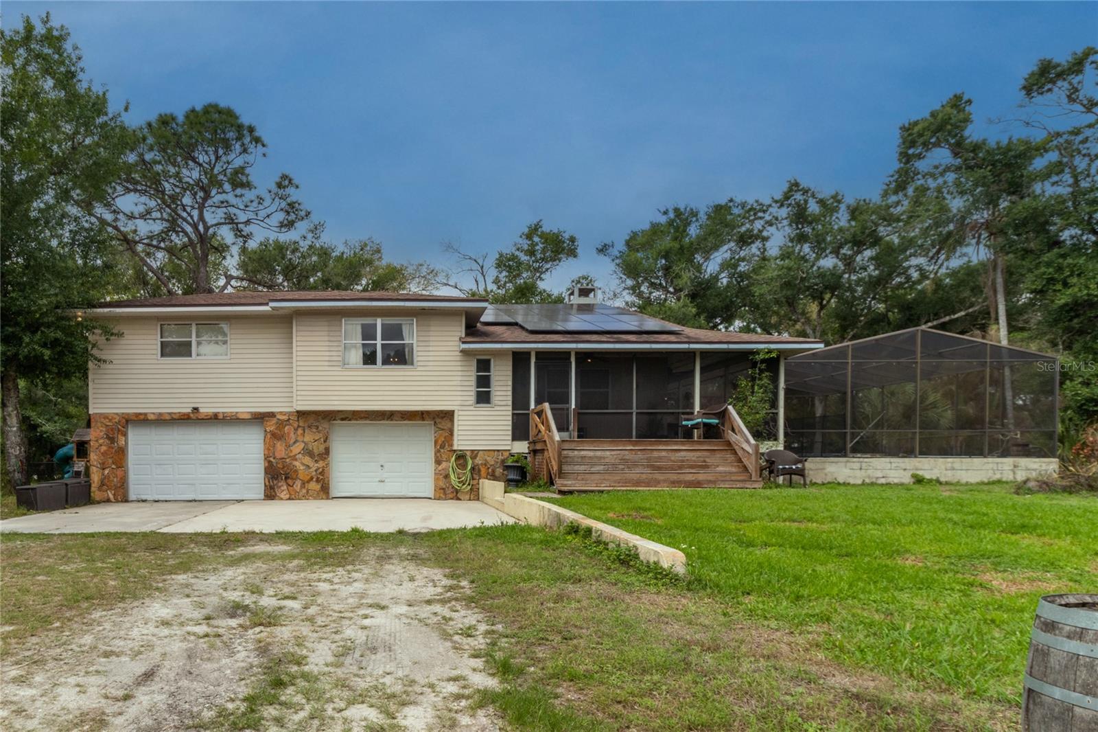 1143 MEYERS RD — photo 41