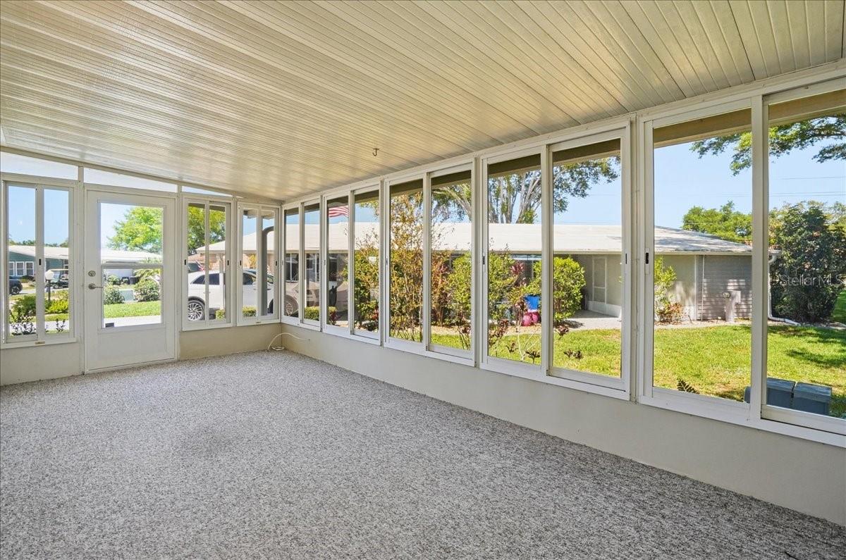 8514 MONARCH PL — photo 40