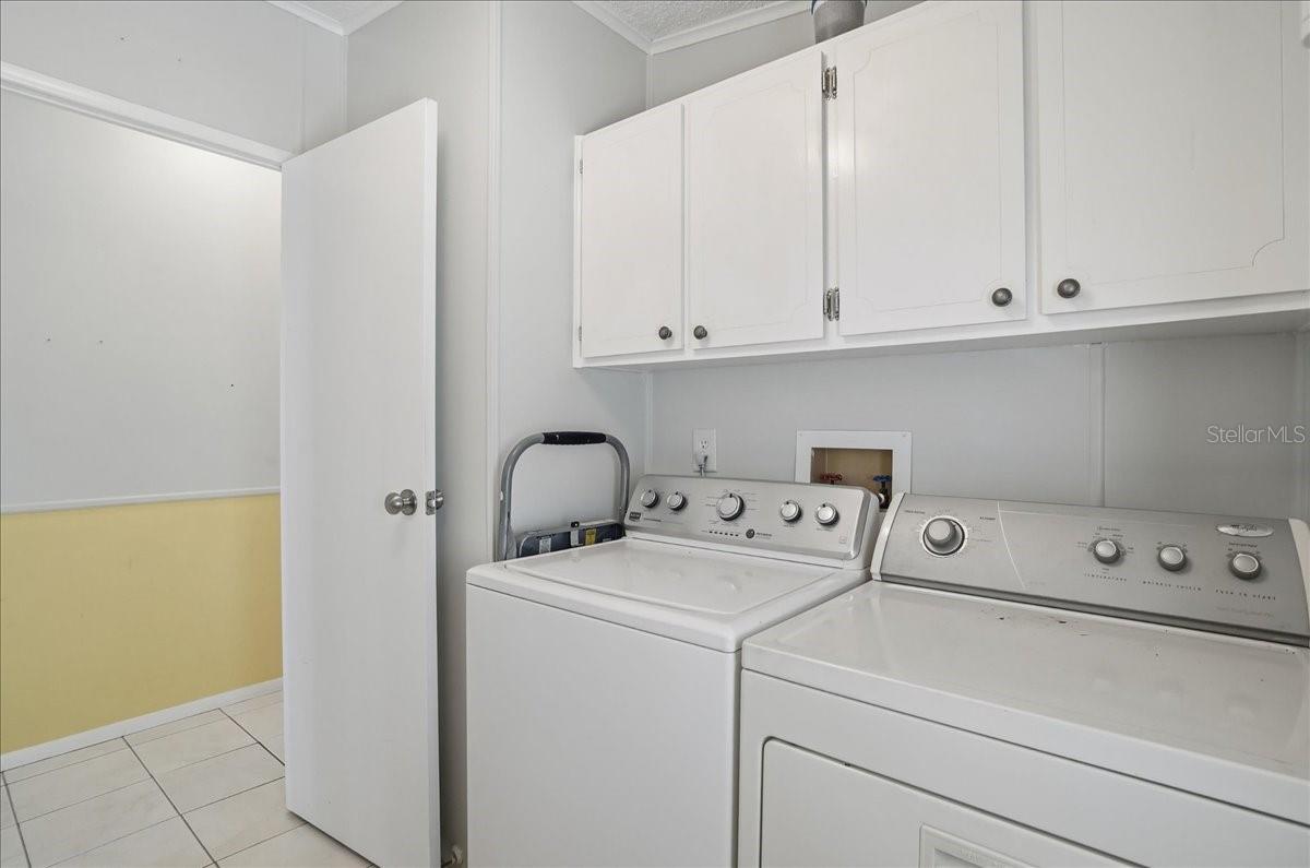 8514 MONARCH PL — photo 39