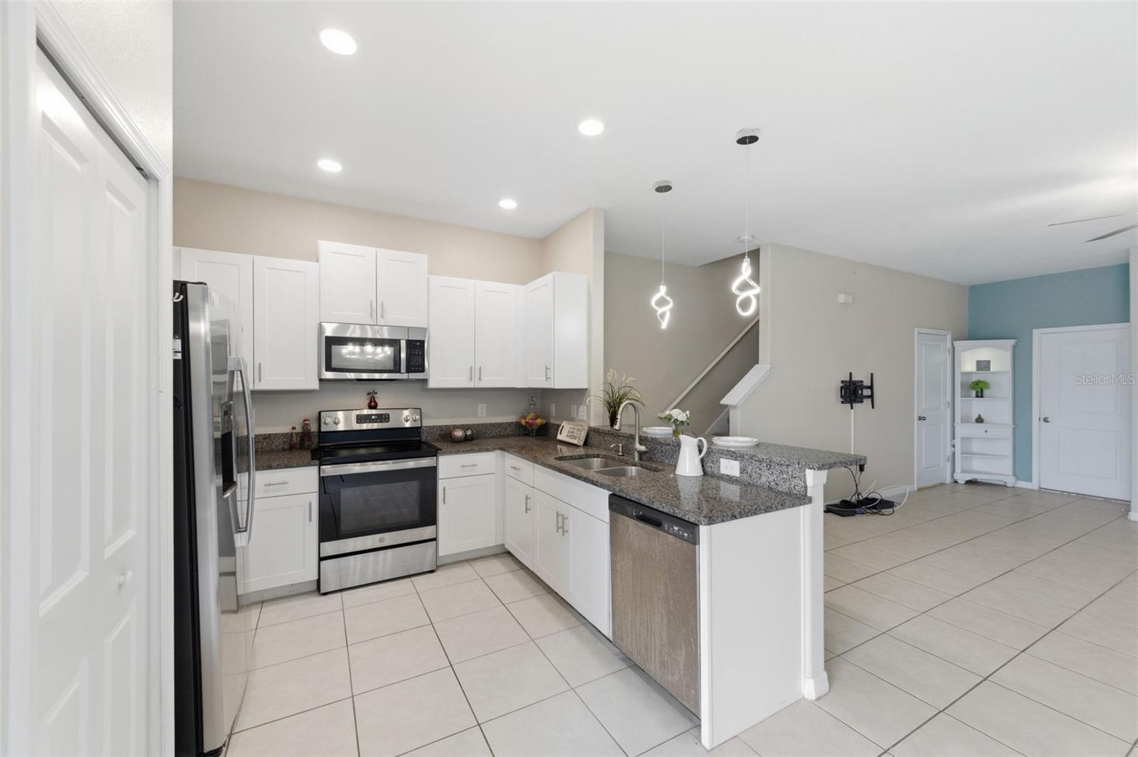 8606 REEDVILLE ST — photo 12