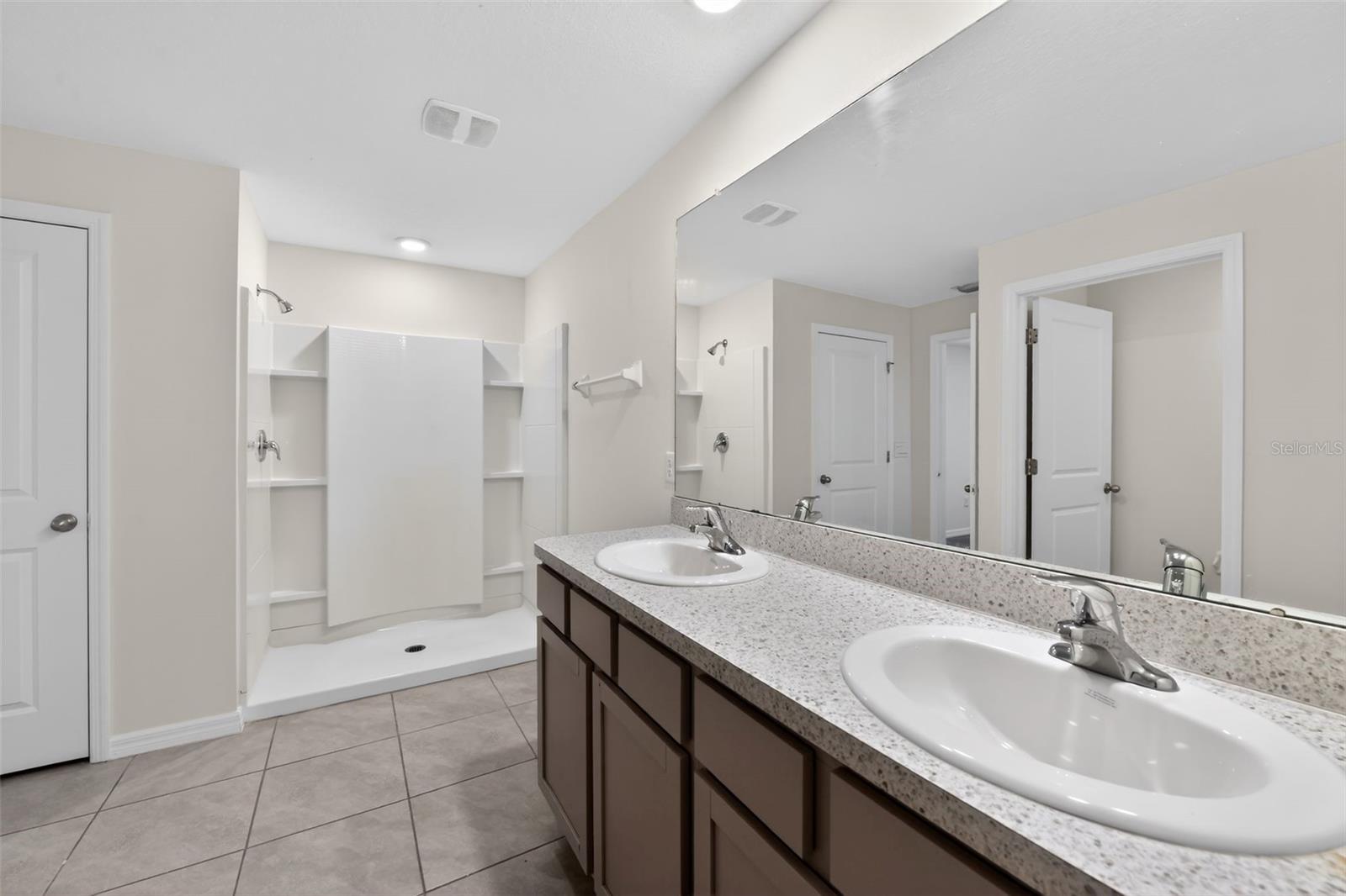 439 SUNLIT CORAL ST — photo 17