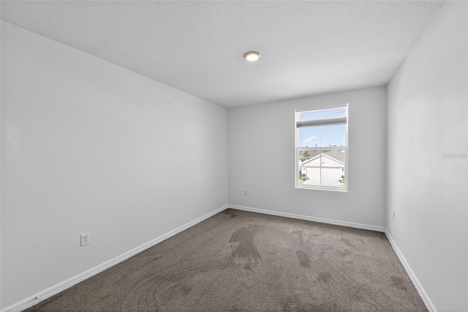 439 SUNLIT CORAL ST — photo 10