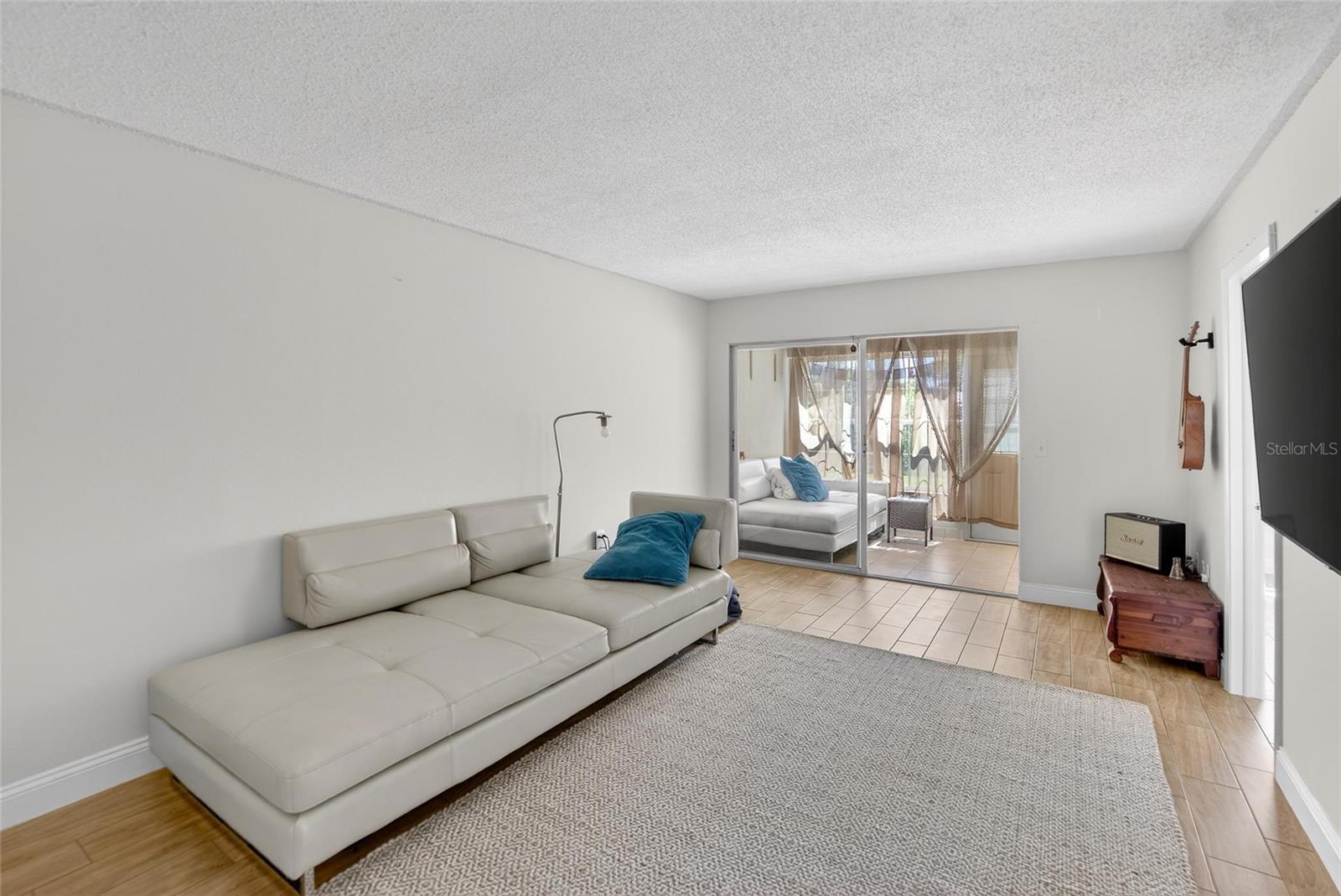 1303 S HERCULES AVE #2 — photo 7