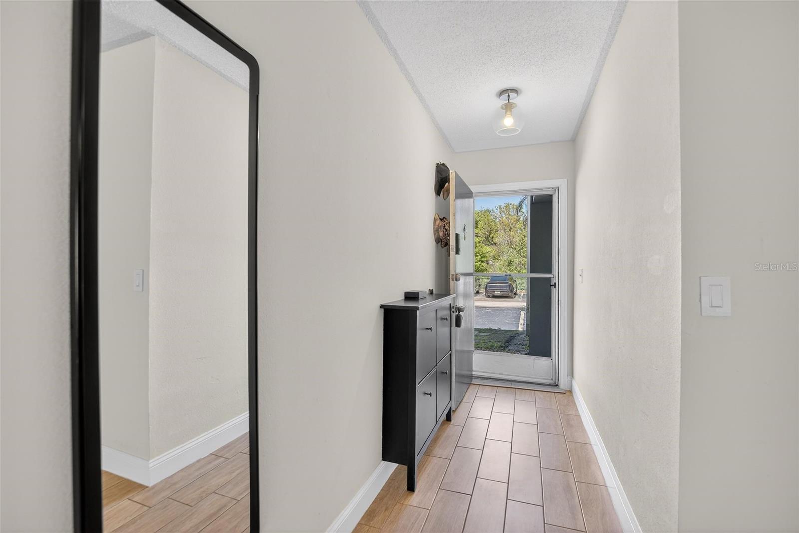 1303 S HERCULES AVE #2 — photo 8