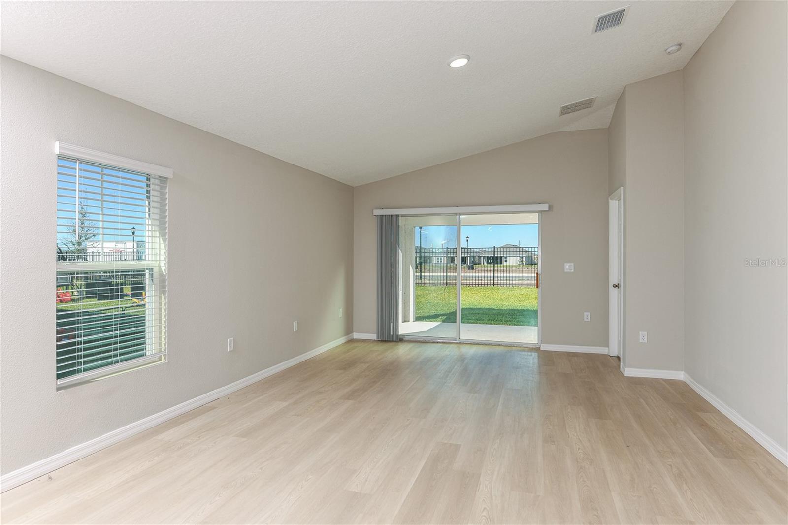 15250 MAUDE LANDING LOOP — photo 14