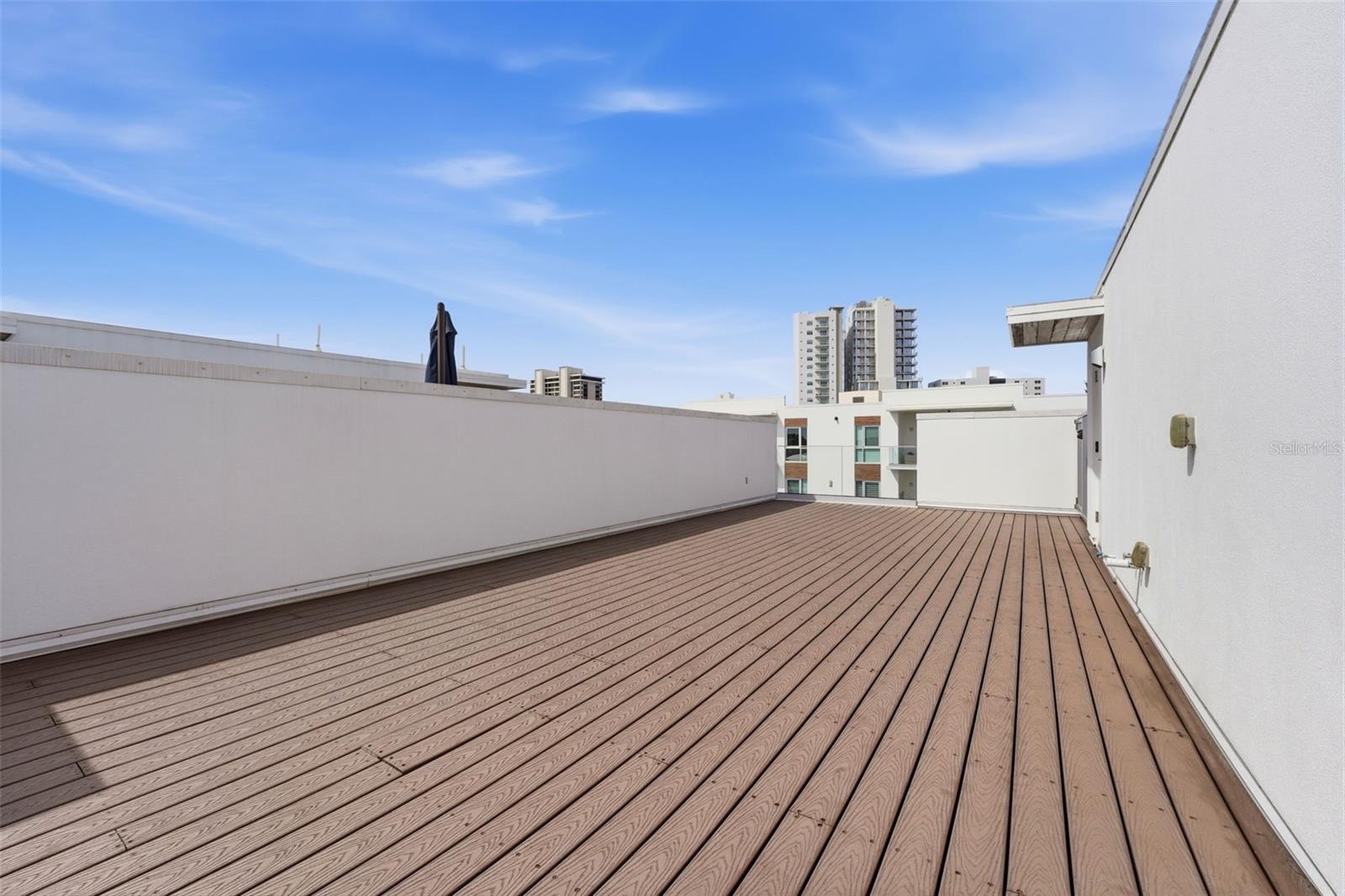 620 RAWLS AVE — photo 32
