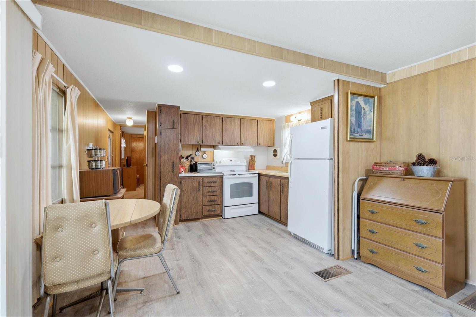 1112 46TH AVENUE DR E — photo 10