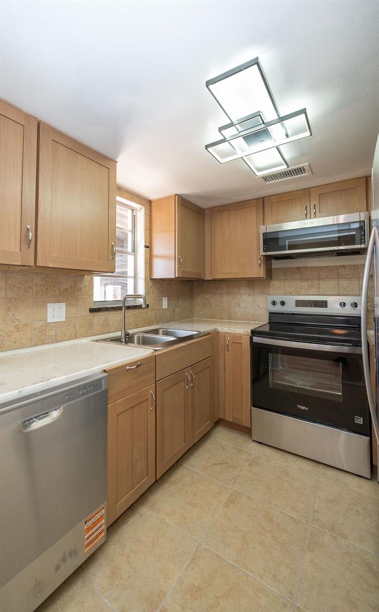 4807 MARINE PKWY #103 — photo 3