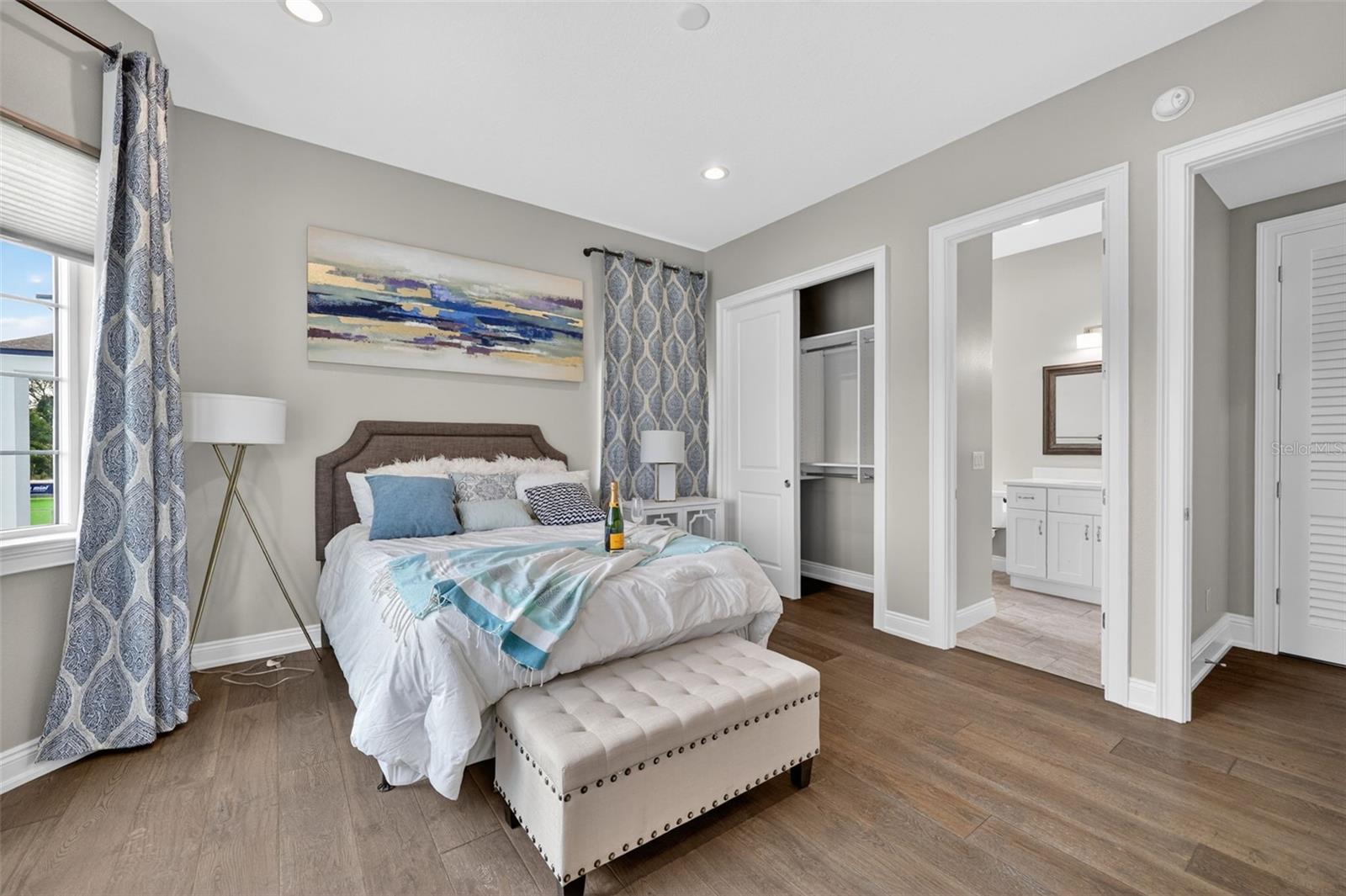 13 TREASURE LN — photo 35